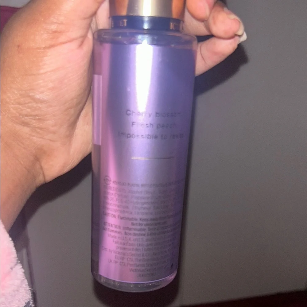 Victoria's Secret Love Spell Fragrance Mist - Picture 3 of 5